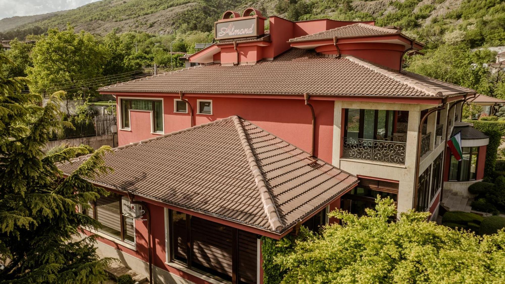 Hotel-Restaurant Almond Karlowo Exterior foto